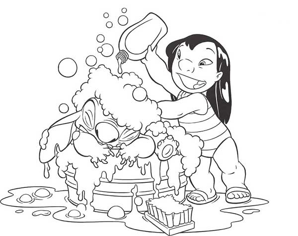 lilo tomando banho